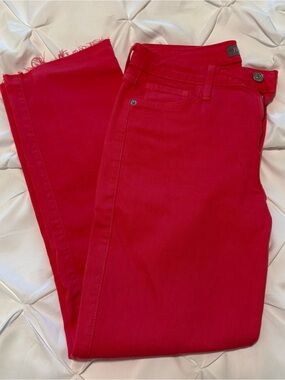 Just USA Women’s Straight Leg Cropped Pink Jeans Size 4/27